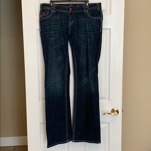 Rock ‘n’ roll low rise Cal girl jeans